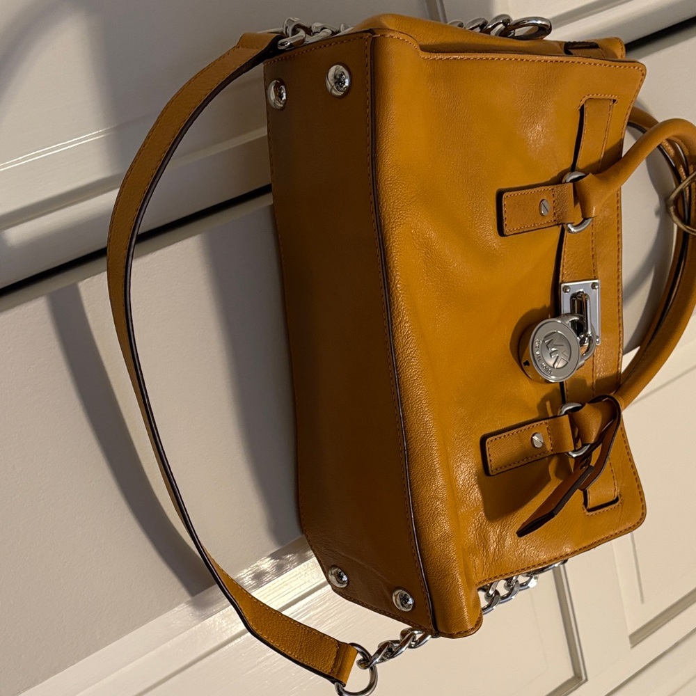 Michael Kors Golden Yellow Leather East West Hamilton Satchel Handbag - Picture 12 of 16